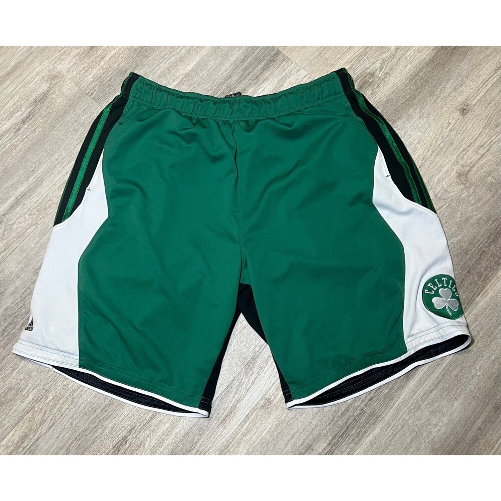 Adidas Celtics men’s shorts XXL